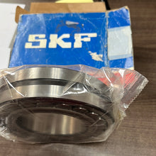 Load image into Gallery viewer, SKF 22214E Bearing
