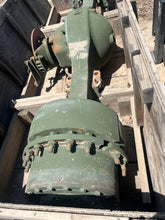 Load image into Gallery viewer, Clark 192160 Complete rear drive axle assembly differential casting123874-R
