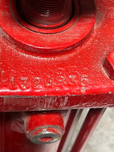 Load image into Gallery viewer, Case 1324835 Hydraulic Cylinder
