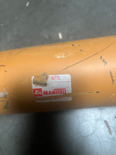 Load image into Gallery viewer, Manitou 08775 Steering Cylinder 200409171377
