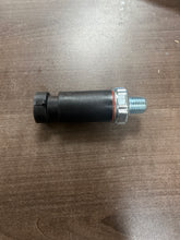 Load image into Gallery viewer, Borg Warner S4088 Oil Pressure Switch
