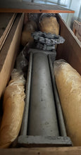 Load image into Gallery viewer, New Holland 637465 Hydraulic Cylinder 2530-00-999-3191 NOS
