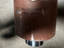 Load image into Gallery viewer, LINDE LIFT TRUCK A9025GV25 Hydraulic Cylinder 3040-00-522-4045
