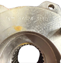 Load image into Gallery viewer, Hino 37304-2810 Flange, U-Joint
