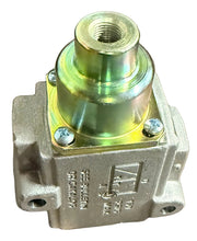 Load image into Gallery viewer, Parker CW1025 Piston OP Valve 1/4
