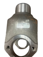 Load image into Gallery viewer, Spicer 6-4-7541 End Yoke 1710 Series
