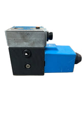 Load image into Gallery viewer, Vickers 02-149390 Pilot Valve PA5DG4S4LW-012A-H-60-S525
