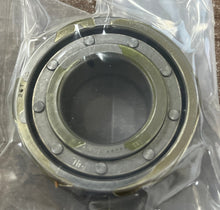 Load image into Gallery viewer, McDonnell Douglas Helicopter 7-113100076 Precision Bearing 3110-01-179-2733
