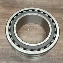 Load image into Gallery viewer, SKF 466144 Bearing
