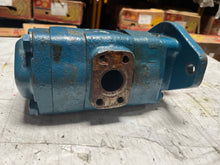 Load image into Gallery viewer, Rotor Tech GS1110.10EP Hydarulic Pump USED
