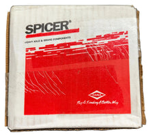 Load image into Gallery viewer, Spicer. 070745 Kit, Nut &amp; Bolt
