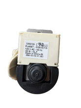 Load image into Gallery viewer, WHIRLPOOL 2205720 PUMP
