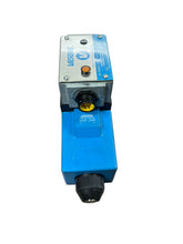 Load image into Gallery viewer, Vickers 02-149390 Pilot Valve PA5DG4S4LW-012A-H-60-S525
