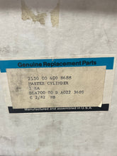Load image into Gallery viewer, GM 2622260 Master Cylinder 2530-00-409-8688
