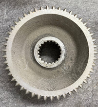 Load image into Gallery viewer, Case 528674R1 Gear
