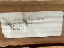 Load image into Gallery viewer, USATAC 7709080 Valve Assy 2520-00-040-0878
