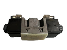 Load image into Gallery viewer, International DG05-6C-115VAC72DN Directional Control Valve
