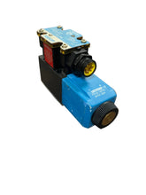 Load image into Gallery viewer, Vickers DG4V-3-0A-M-FPA5WL-H7-60-EN416 Pilot Valve 02-155422
