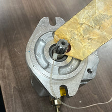 Load image into Gallery viewer, Sauer-Sunstrand Pumps SNM21/25-S-SC06-N Hyd. Pump, Gear Pump
