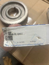 Load image into Gallery viewer, Eaton Fuller 4304512 Gear C/S Drive
