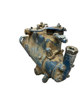 Load image into Gallery viewer, CAV 3233F631 Used Fuel Pump Core
