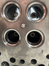 Load image into Gallery viewer, Waukesha 204802E Cylinder head for Waukesha VHP series

