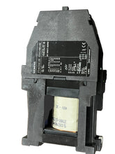 Load image into Gallery viewer, Siemens 3TH4244-0BW4 Control Relay 48 DCV
