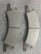 Load image into Gallery viewer, Kawasaki ZZ3970070200 Pad, Brake Set
