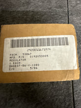 Load image into Gallery viewer, Bosch 0192053005 Regulator 2920-01-167-1974

