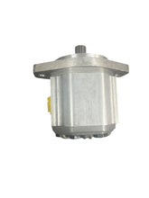 Load image into Gallery viewer, Sauer-Sunstrand TAM22-90/22 SC07 E Hydraulic Gear Pump

