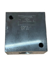Load image into Gallery viewer, Vickers 30915-1 Hydraulic Block Valve
