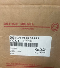 Load image into Gallery viewer, Detroit Diesel A6803520044 Yoke 1710 Rockwell 17TYS5-3
