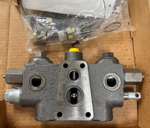 Load image into Gallery viewer, Case 241088A2 Hydraulic Sectional Valve OEM Replaced by 241088A5
