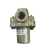 Load image into Gallery viewer, Navistar 356596C91 pressure protection valve Wabco 9348990080
