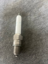 Load image into Gallery viewer, Denso GI3-1 Spark Plug
