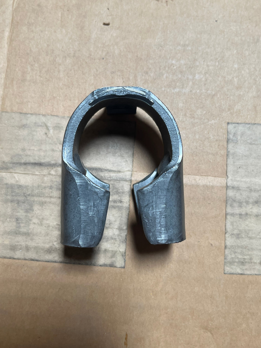 Caterpillar 132-1144 Clamp