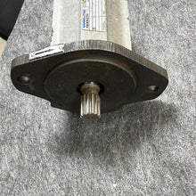 Load image into Gallery viewer, Rexroth Hyd. 1PF2G3-22B/38 Hyd. Pump R35P007577
