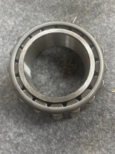 Load image into Gallery viewer, Fleetrite FPHM212049 Bearing
