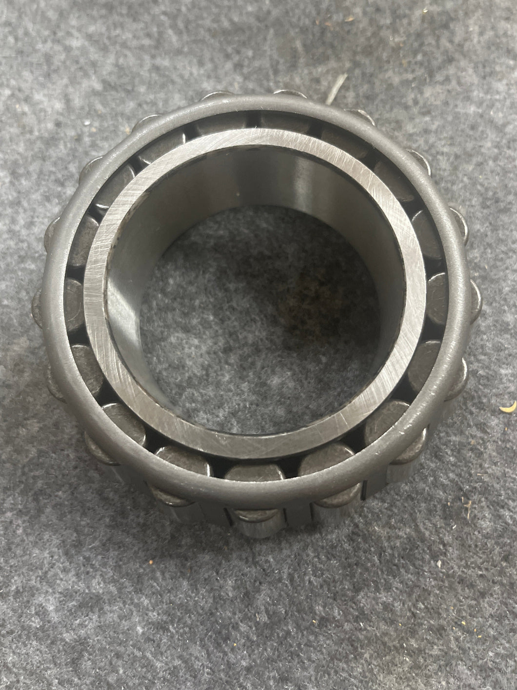 Fleetrite FPHM212049 Bearing