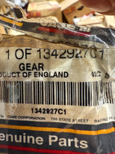 Load image into Gallery viewer, Case 1342927C1 Gear
