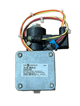 Load image into Gallery viewer, Sauer Sundstrand 1090356 Fan control valve
