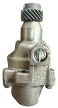 Load image into Gallery viewer, Clevite 601-2067 Oil Pump
