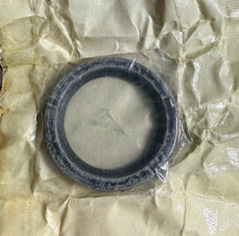 Load image into Gallery viewer, Montclair/ Eaton 0116159-00 Seal 5330-00-397-5048
