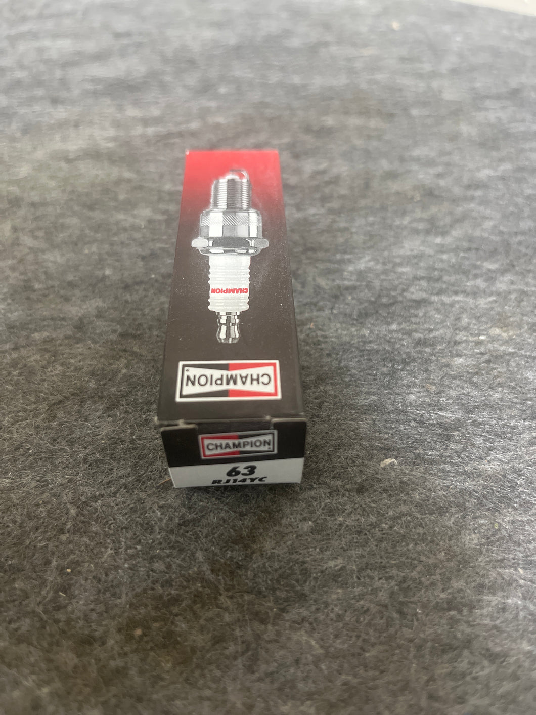 Champion RJ14YC Spark Plug