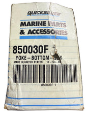 Load image into Gallery viewer, Quicksilver/Mercury Marine 850030F Used Yoke, Bottom
