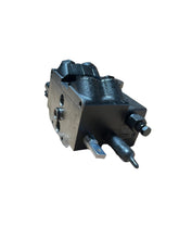 Load image into Gallery viewer, SAUER DANFOSS 156B7005 2 SPOOL VALVE John Deere RE60527
