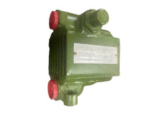 Load image into Gallery viewer, Drake Air 83538312 Aircraft Oil Cooler Assembly Harrison AP06AN03-04

