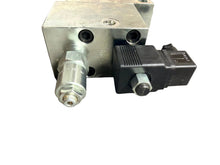 Load image into Gallery viewer, Integrated Hydraulics 2FPHX11118-01E Hydraulic Valve
