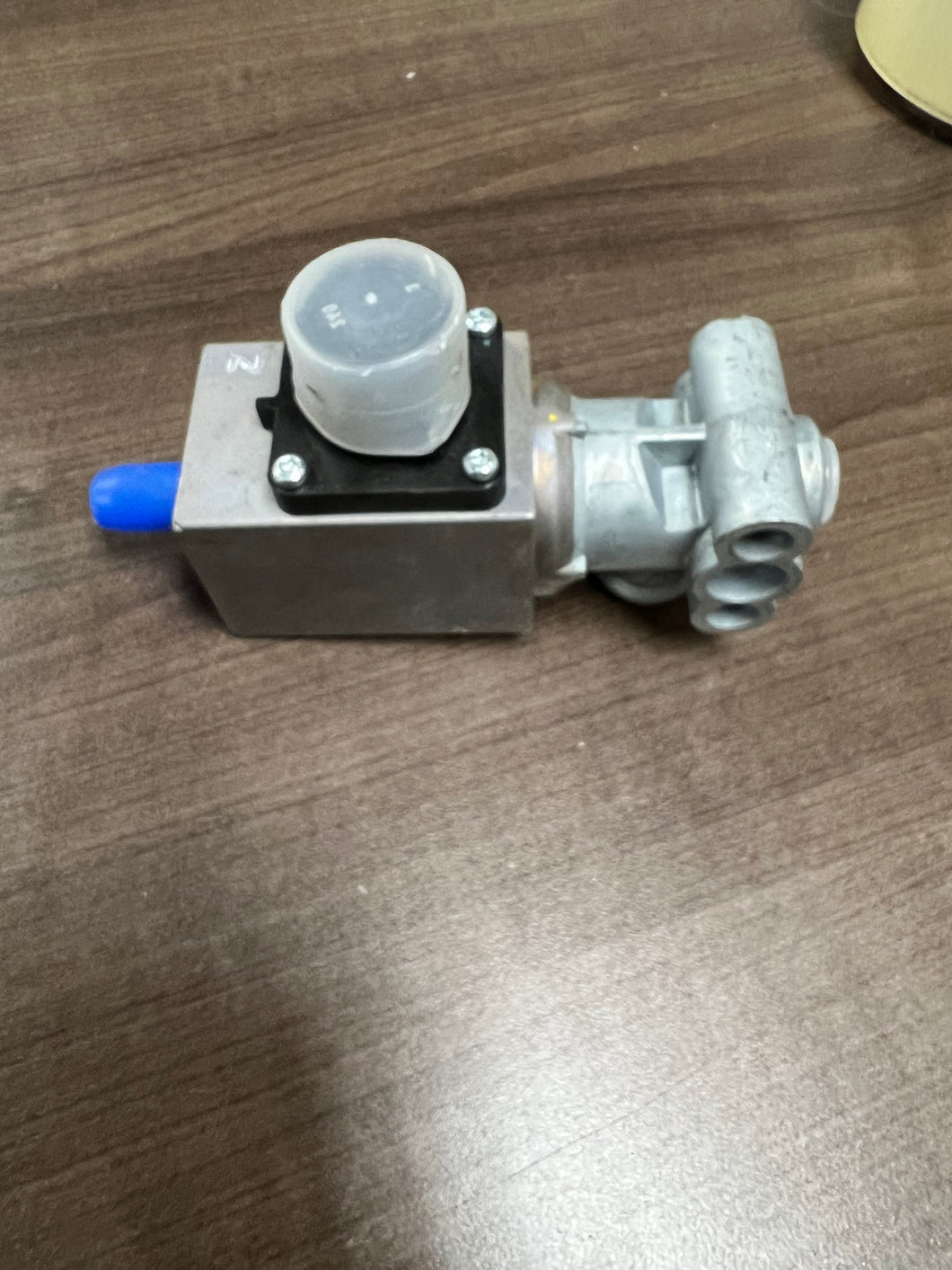 Bendix K036918 TR-3 Traction Relay Valve