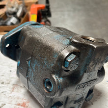 Load image into Gallery viewer, Vickers 541509C91 P/S Pump Used V20NF4D11P
